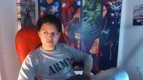 Snapshot of kevin_charless chatting on May 2026 11:31:02 AM Kevin online show from May 2026 11:31:02 AM