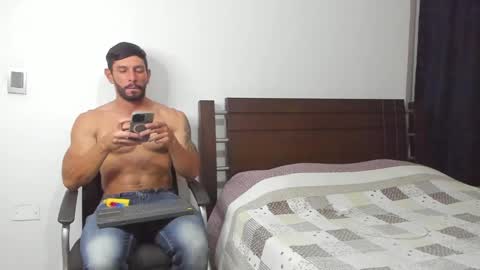 kevin_malone22 online show from February 2025 03:42:01 AM