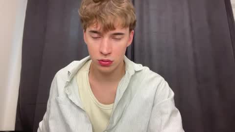 Snapshot of kevin_martin8 chatting on May 2026 06:12:02 PM Kevin Martin online show from May 2026 06:12:02 PM