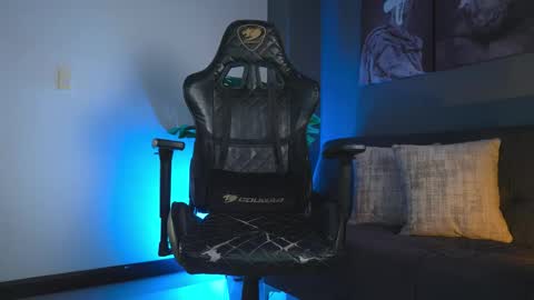 kevin montoya online show from November 2025 12:05:02 AM