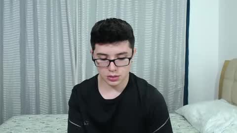 Kevin online show from October 2025 09:32:02 PM