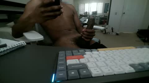 kevinlang97 online show from April 2026 09:01:01 PM