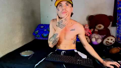 kevinperlas_ online show from February 2026 11:32:01 PM