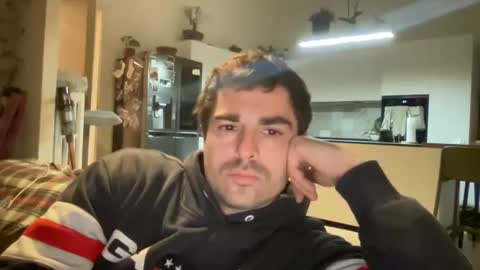 kevinpillobello online show from February 2026 05:11:01 PM