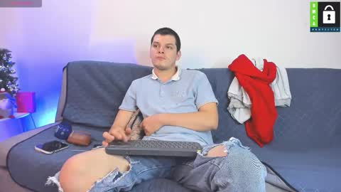 kevin and ottis online show from December 2025 11:42:02 PM