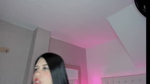 keyla  ross online show from December 2024 08:01:02 PM