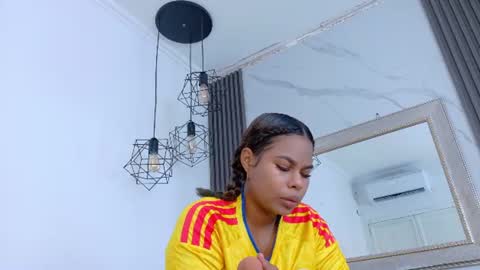 Snapshot of keyla_mejia chatting on June 2026 12:10:01 PM Keyla online show from June 2026 12:10:01 PM
