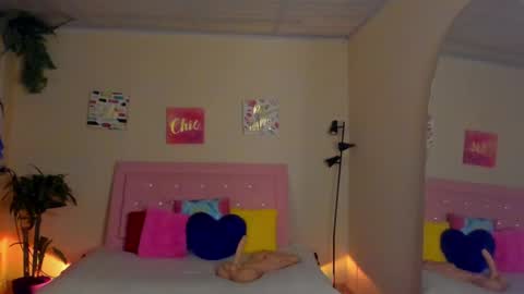 Snapshot of keyla_roberts_ chatting on December 2024 06:04:02 PM Adhara. Help me reach 100 likes online show from December 2024 06:04:02 PM
