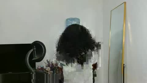 Snapshot of khaleesi7777777 chatting on February 2026 03:35:01 AM Khaleesi online show from February 2026 03:35:01 AM