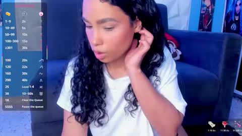 Snapshot of khateandersson chatting on November 2025 07:12:01 PM khateandersson online show from November 2025 07:12:01 PM