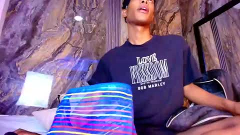 khler_angelis online show from October 2025 12:16:01 PM