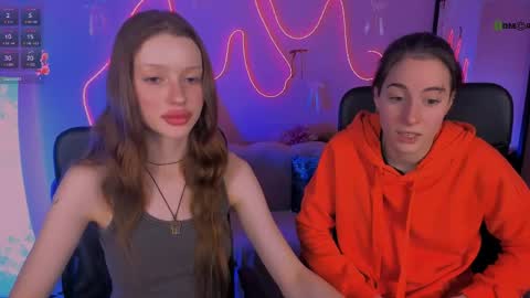 khloebeauty online show from April 2026 07:11:02 PM