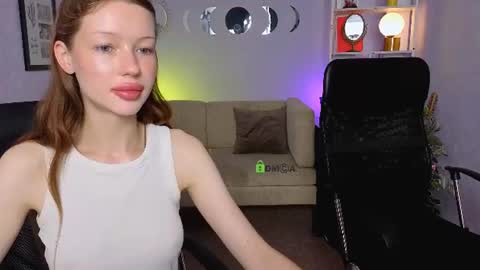 Snapshot of khloebeauty chatting on June 2026 06:01:01 AM khloebeauty online show from June 2026 06:01:01 AM