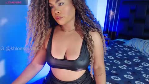 Snapshot of khloesmalls chatting on September 2025 06:15:02 AM online show from September 2025 06:15:02 AM