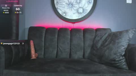 Khriss brown online show from March 2025 01:05:01 AM