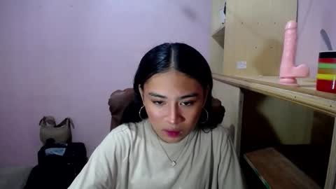 Kiana online show from October 2025 02:56:02 PM