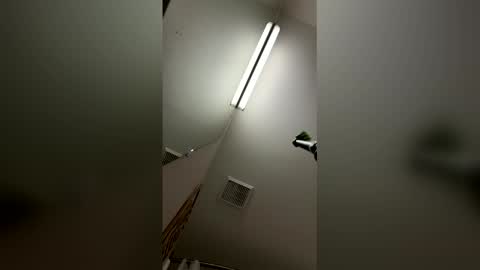 kiannaluv online show from December 2025 01:41:02 PM