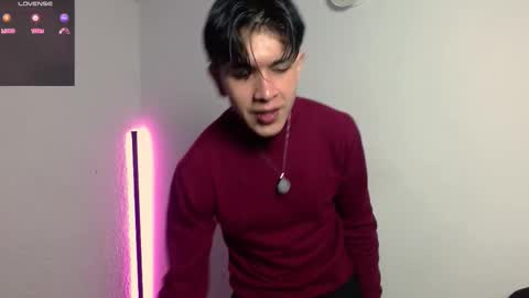 Adrian  Chlloe online show from November 2025 03:25:02 PM