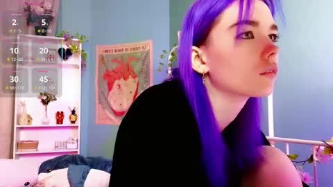 Kira online show from November 2025 09:26:02 PM