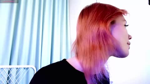 Kira online show from March 2026 10:03:01 PM