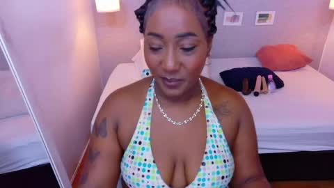 Snapshot of kiara_evanss chatting on May 2026 10:41:02 PM Kiara online show from May 2026 10:41:02 PM