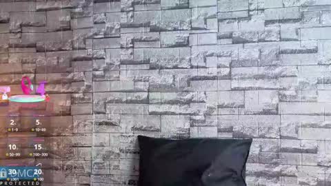 Kiara Zahiri online show from November 2025 10:59:01 AM