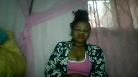 Snapshot of kiarah_69 chatting on April 2026 04:16:01 AM kiarah 69 online show from April 2026 04:16:01 AM