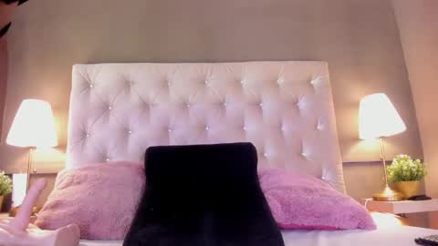 Snapshot of kiaraprincess_ chatting on April 2026 11:29:02 PM KIARA online show from April 2026 11:29:02 PM