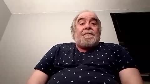 KICKINME online show from September 2025 09:58:01 PM