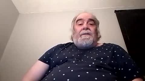 KICKINME online show from November 2025 01:37:02 AM