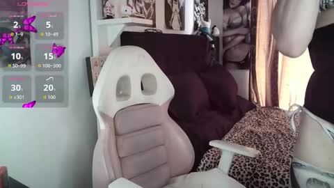 kenny online show from November 2025 05:37:02 PM