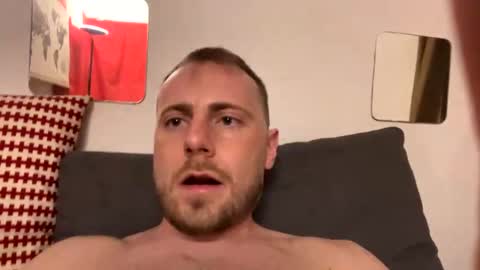 kiki frenchi online show from January 2025 02:00:02 AM