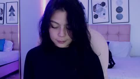 kIKI online show from February 2026 11:20:01 PM