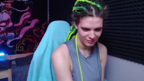 Kiki online show from November 2025 09:52:02 AM