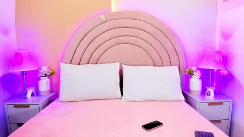 KI KI online show from February 2026 07:34:02 PM