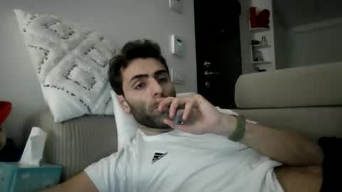 kikkus01 online show from February 2026 08:45:01 PM