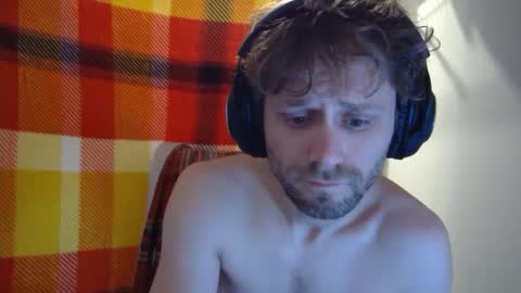 Just a guy that likes to stroke my cock online show from December 2024 02:43:02 PM