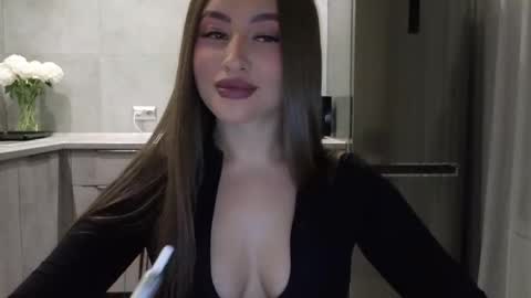 EvaAnna online show from May 2026 08:59:01 PM