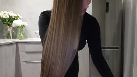 EvaAnna online show from May 2026 08:57:02 PM