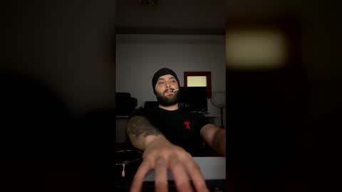 killerbeexxx online show from June 2026 10:31:01 AM