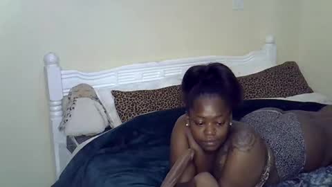 lolo online show from December 2025 03:07:01 PM