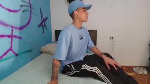 Snapshot of kilyan_ chatting on January 2025 01:04:02 PM jahn online show from January 2025 01:04:02 PM