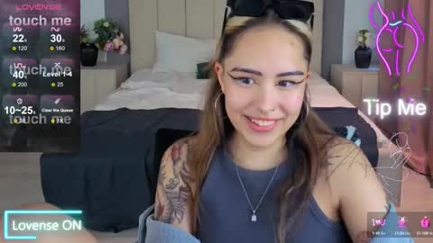 Kim online show from October 2025 09:41:02 AM