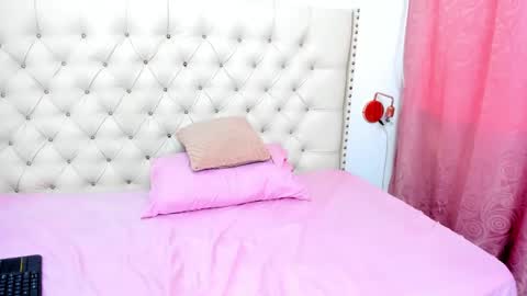 kim_eli online show from December 2024 07:53:02 PM