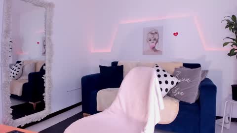 Kim  online show from March 2025 08:08:01 AM