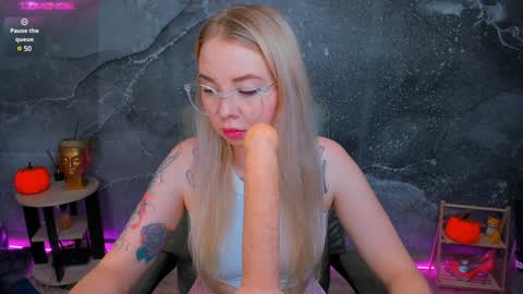 KIM online show from December 2024 08:20:01 AM