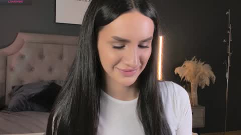 Kim Oberlin online show from November 2025 04:29:01 PM