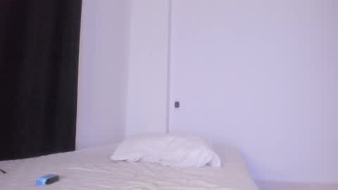 kim online show from April 2026 02:11:02 AM