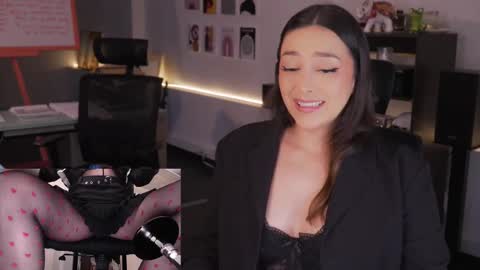 Kimberly 1200-1900 GMT-5 online show from January 2026 07:28:02 PM