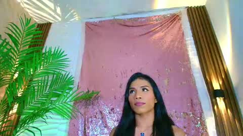 kimberly gonzalez online show from September 2025 03:54:01 AM